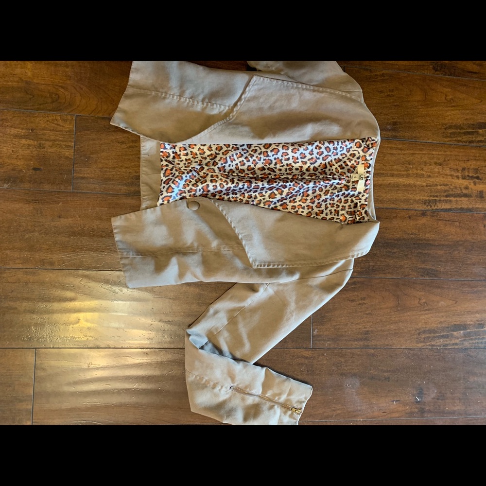 Cropped blazer